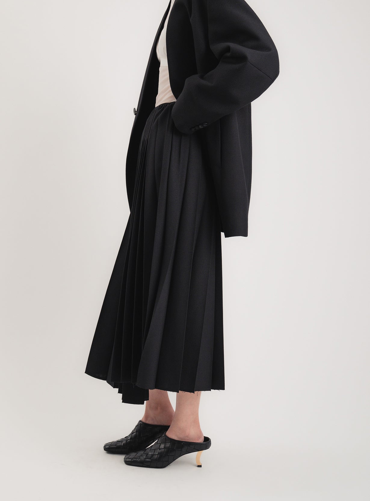 ラスティックプリーツスカート