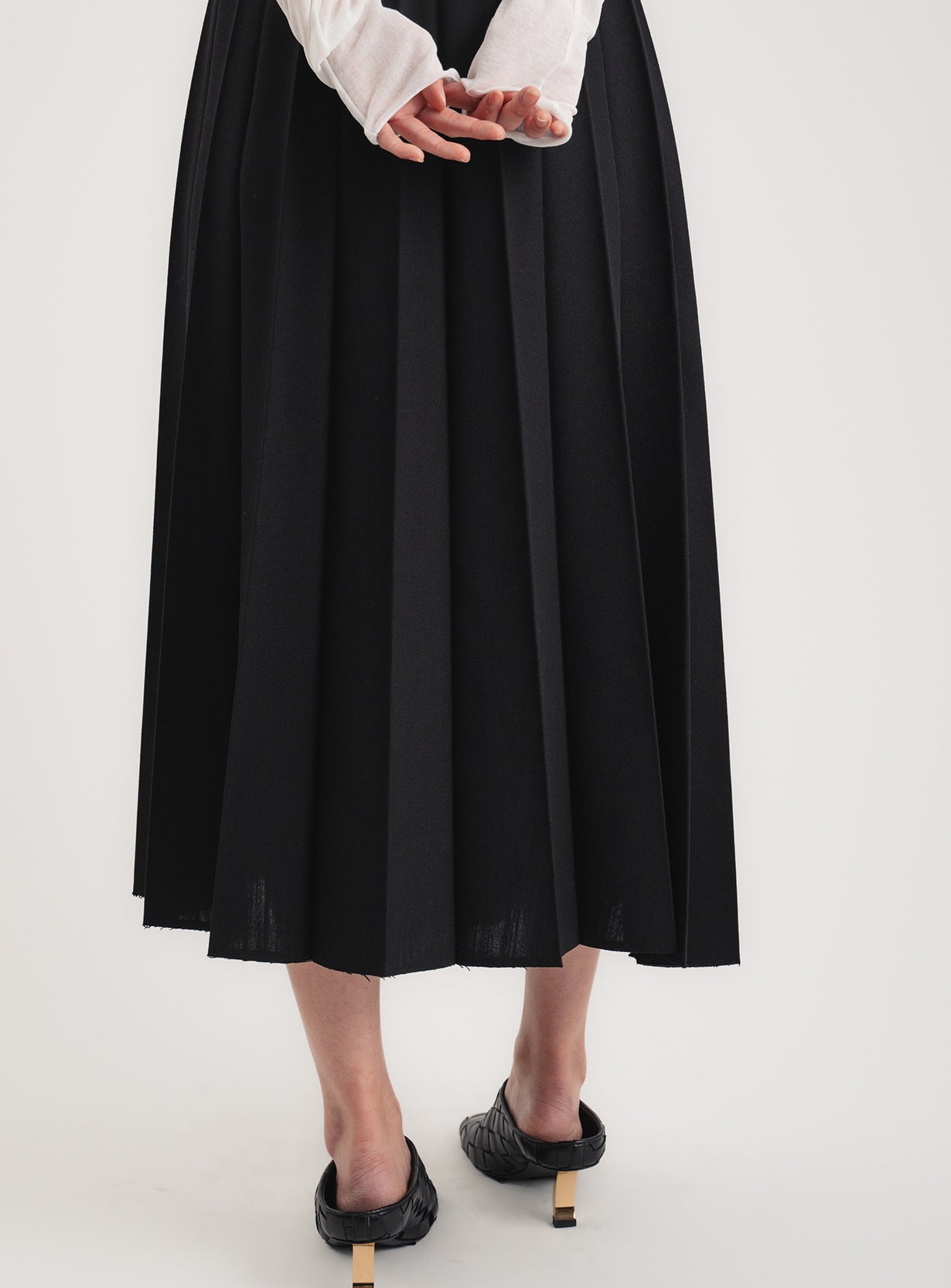 ラスティックプリーツスカート