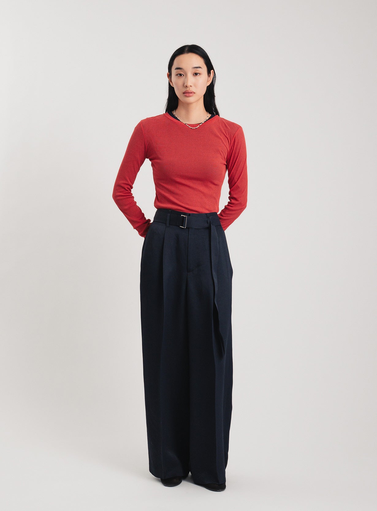 rベルテットサテンパンツ