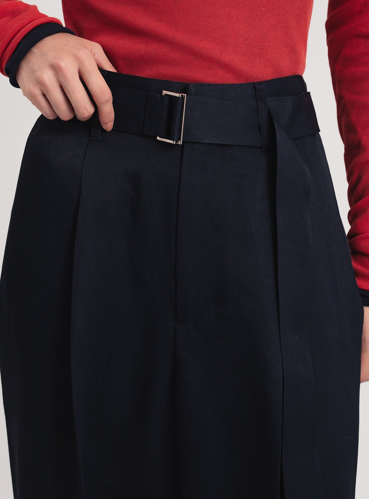 rベルテットサテンパンツ