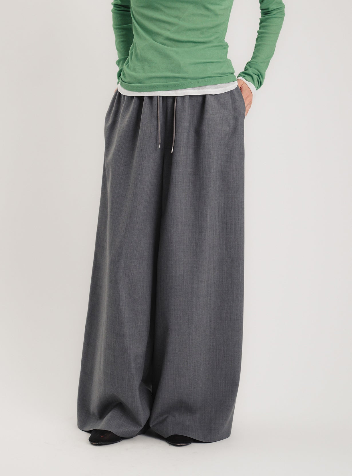 ギャザーイージーワイドパンツ