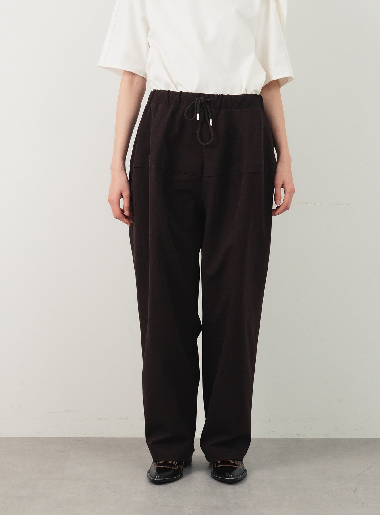 【予約商品】ハイストレッチコクーンパンツ