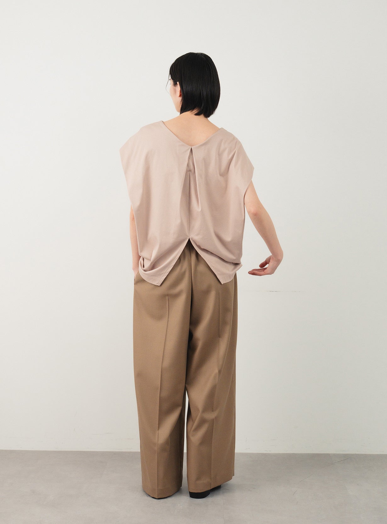 【予約商品】ストレートパンツ