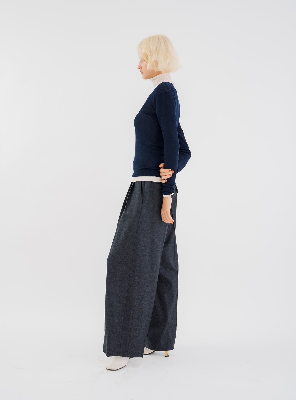 rフラノワイドレッグパンツ