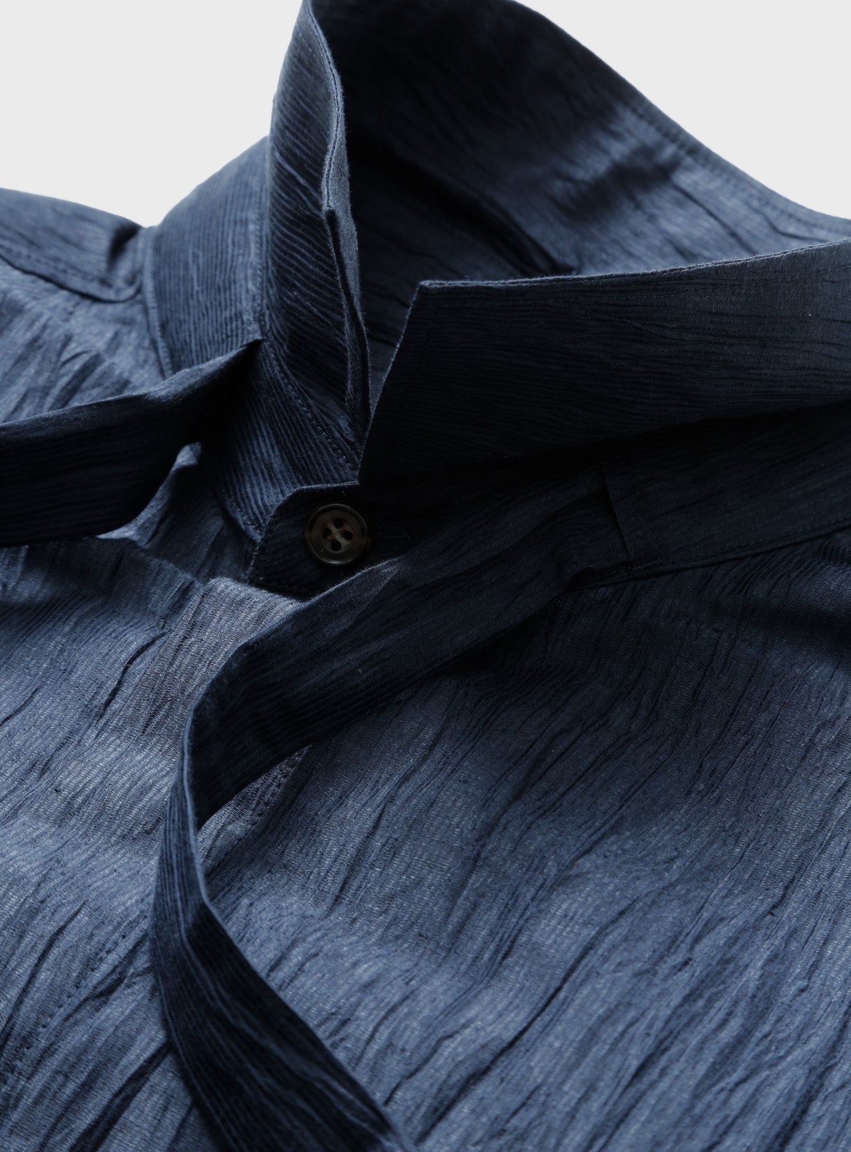 ボータイシャツ