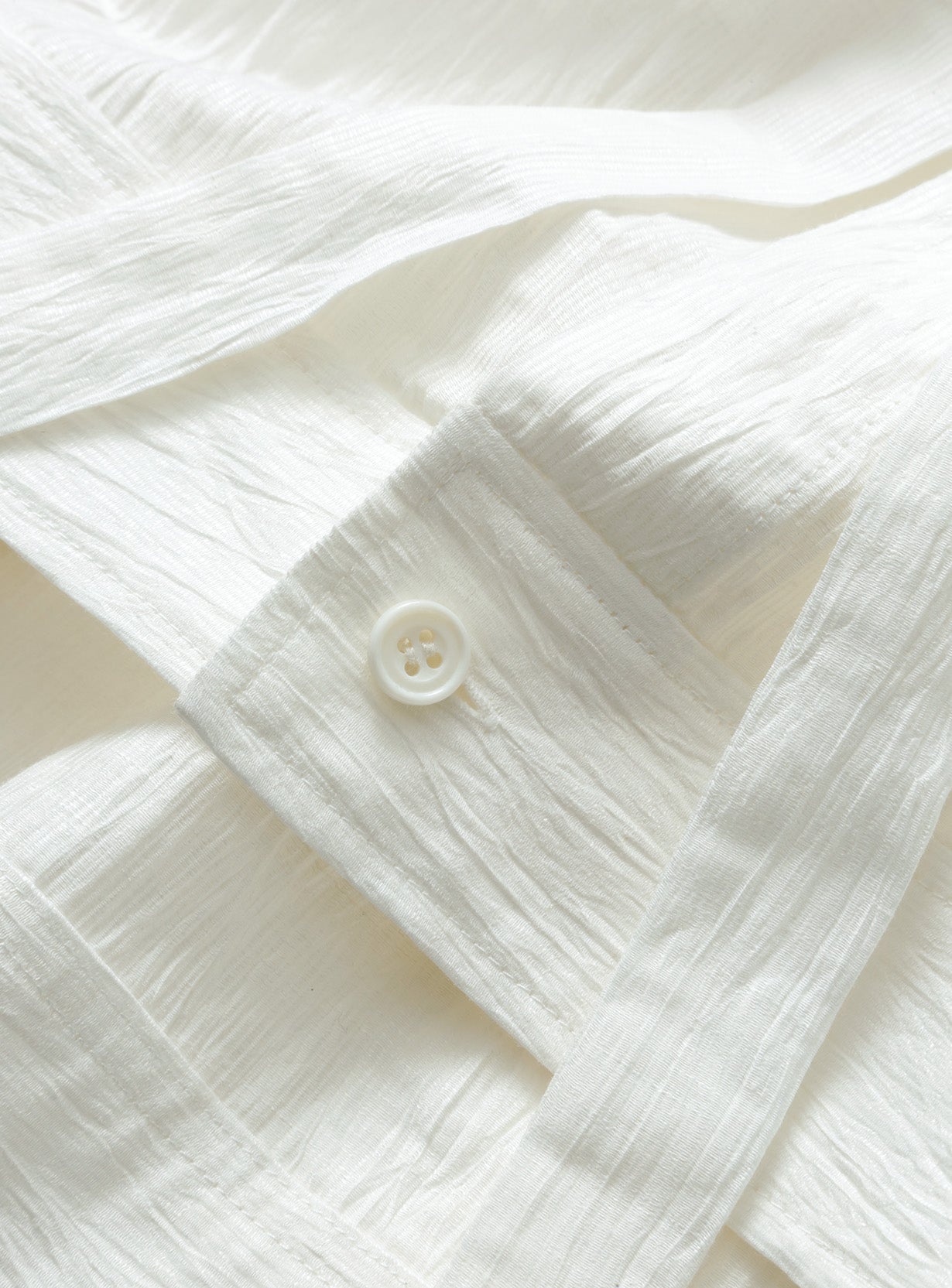 ボータイシャツ