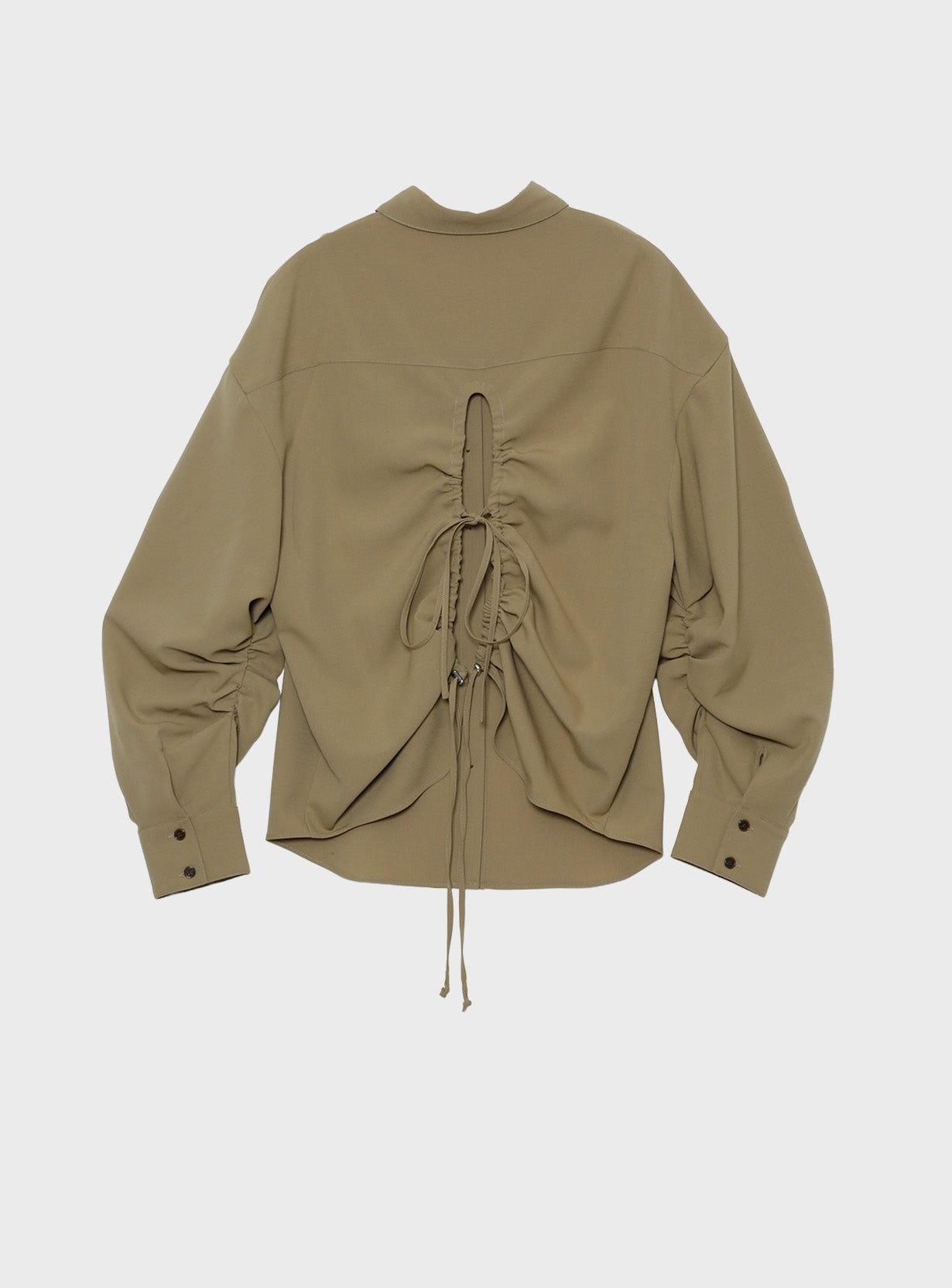 バックドロストシャツ