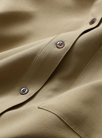 バックドロストシャツ