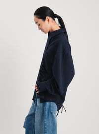 バックドロストシャツ