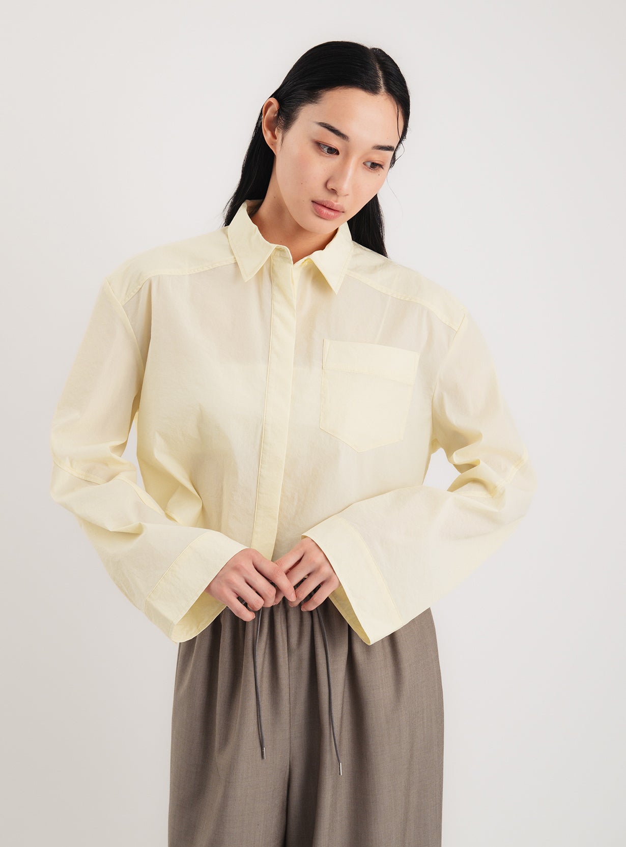 タフタクロップドシャツ