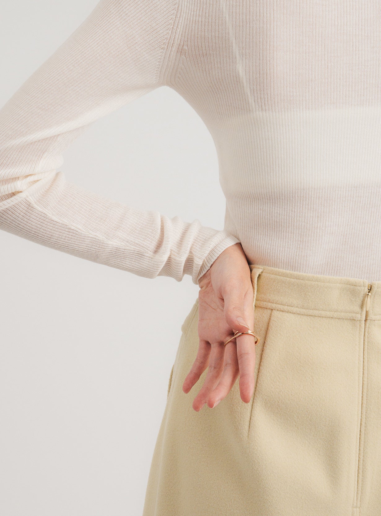 rカシミヤリブプルオーバー