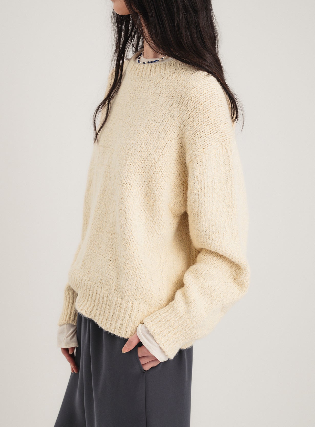 スラブリリーフェザープルオーバー