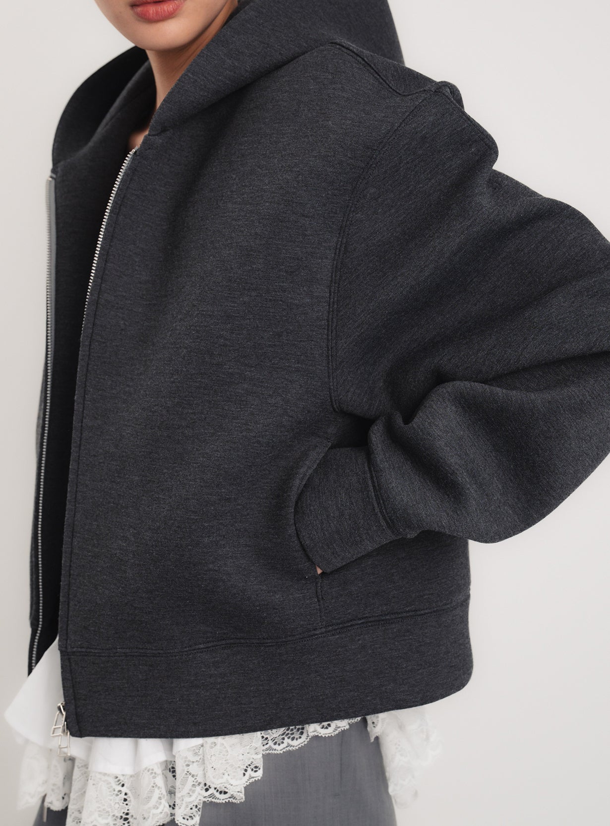 コンパクトダンボールフーディー