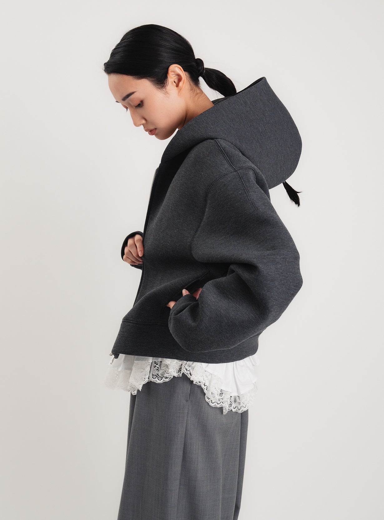 コンパクトダンボールフーディー