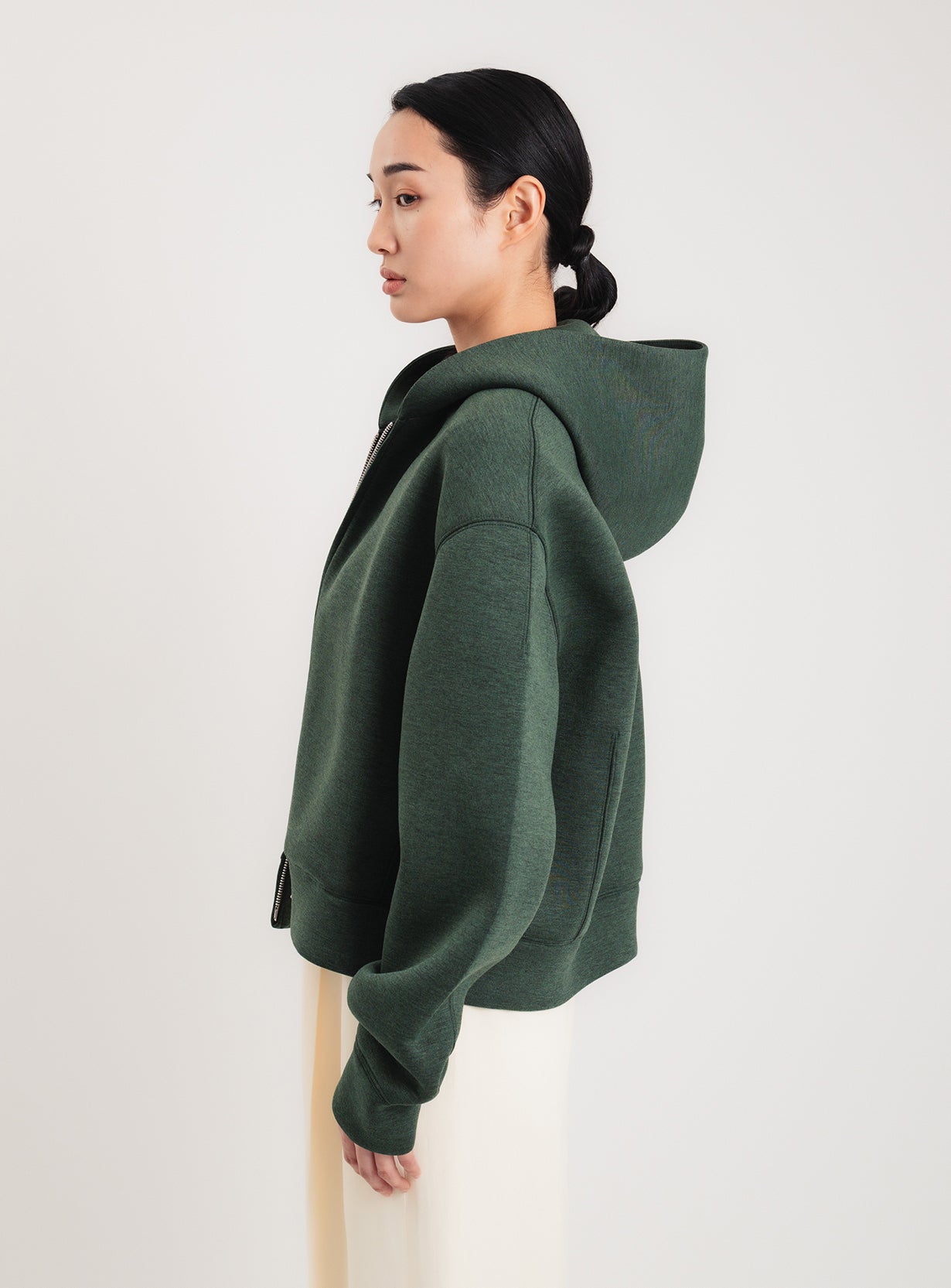 コンパクトダンボールフーディー