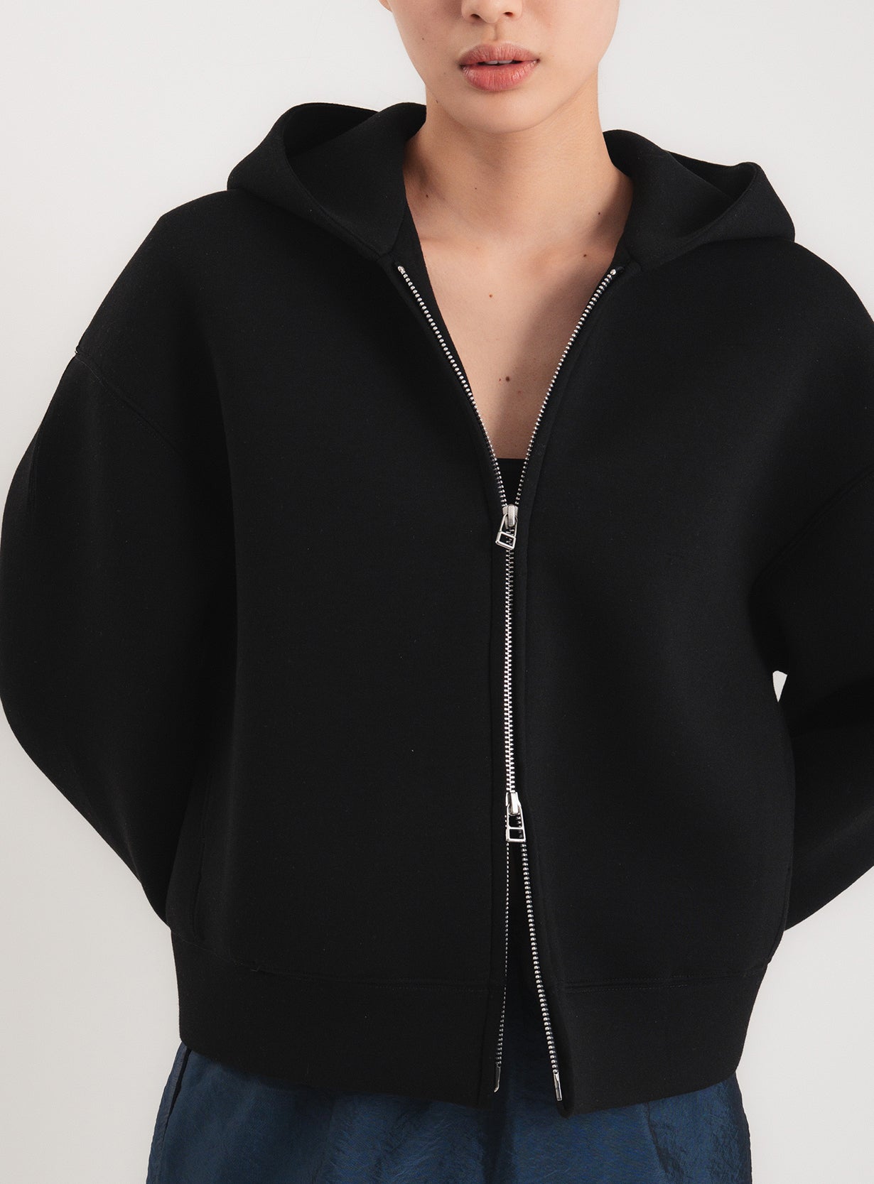 コンパクトダンボールフーディー