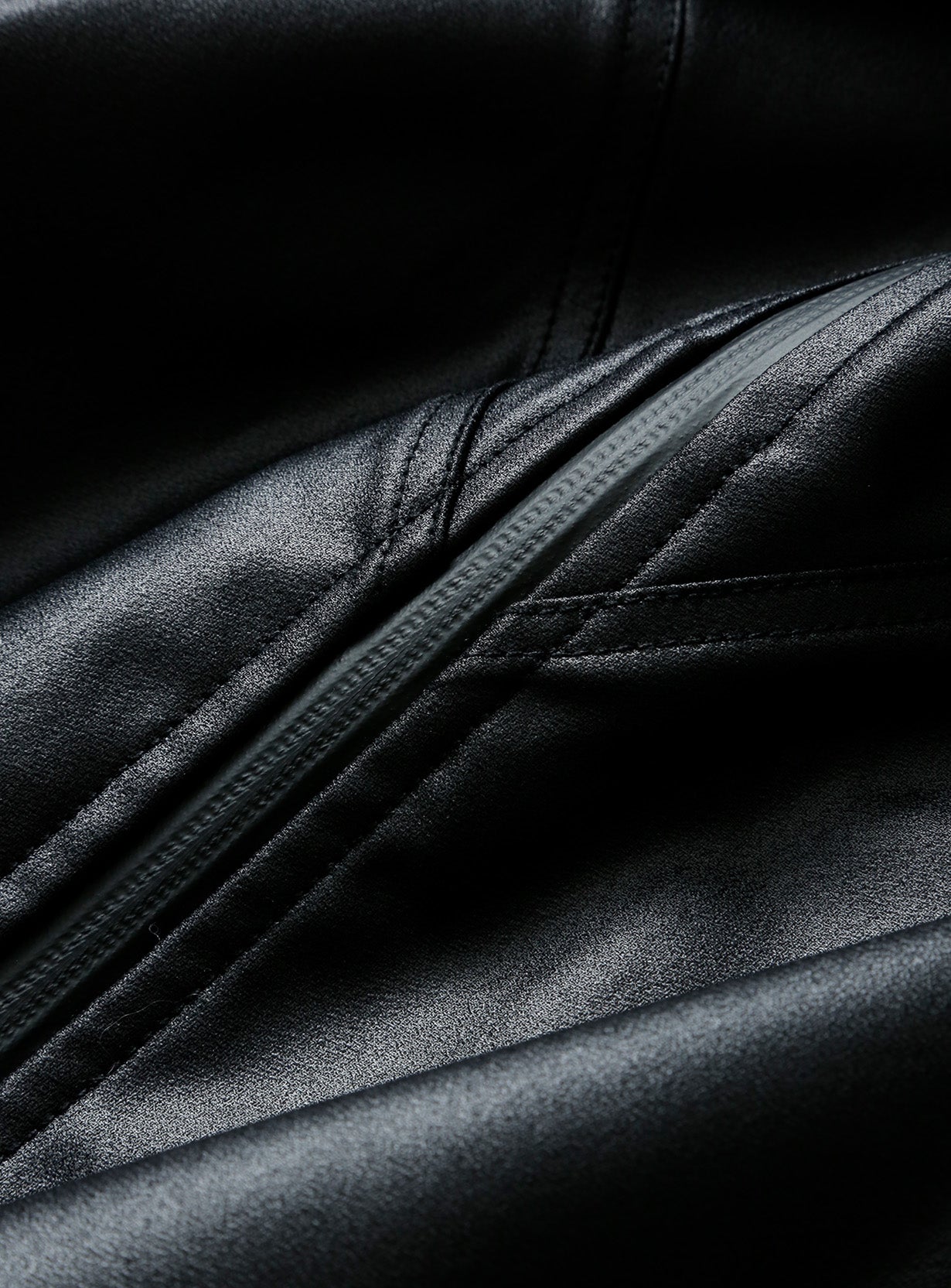 rボリュームギャザーフーディー