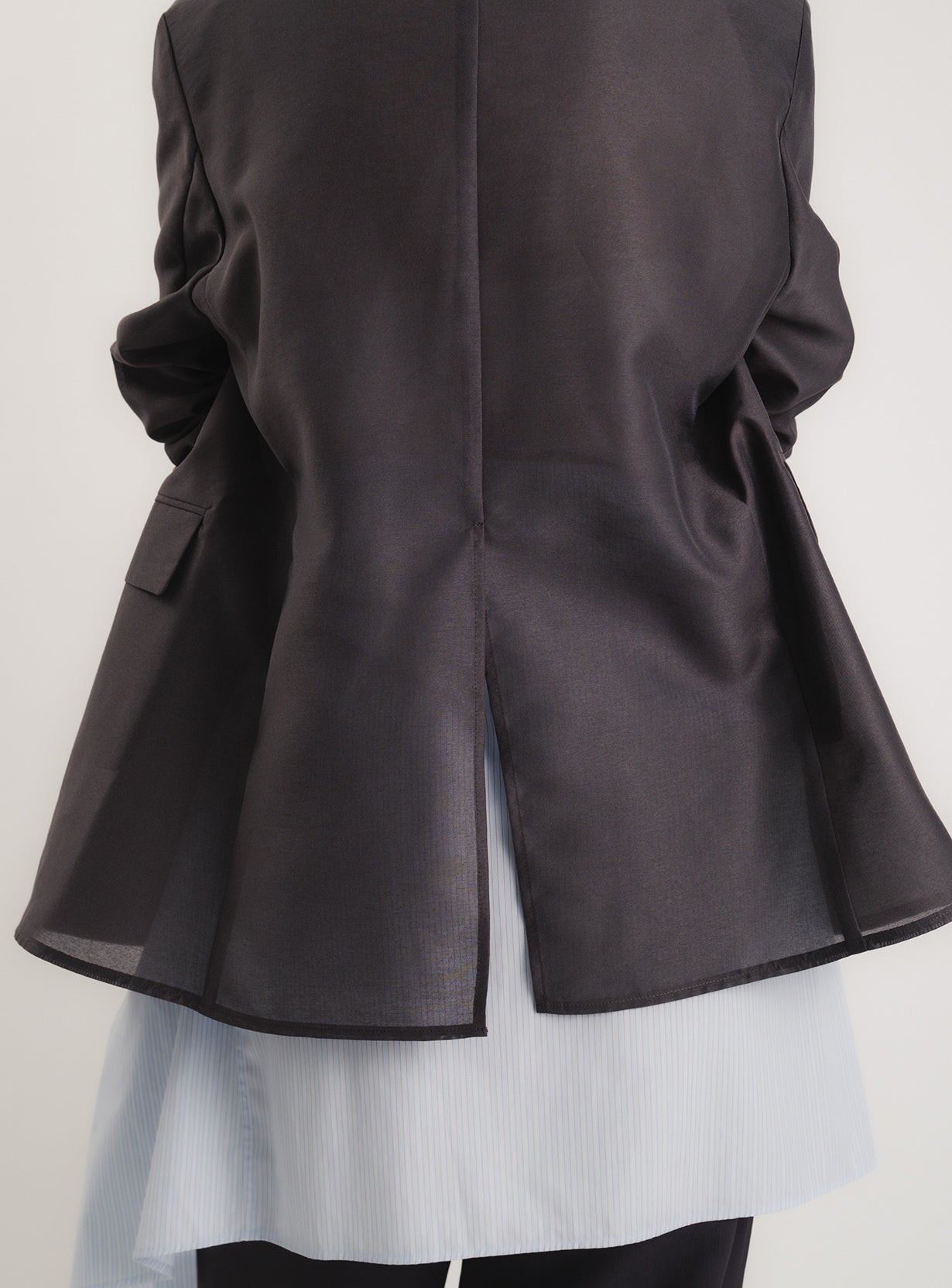 rカラーレスシアージャケット