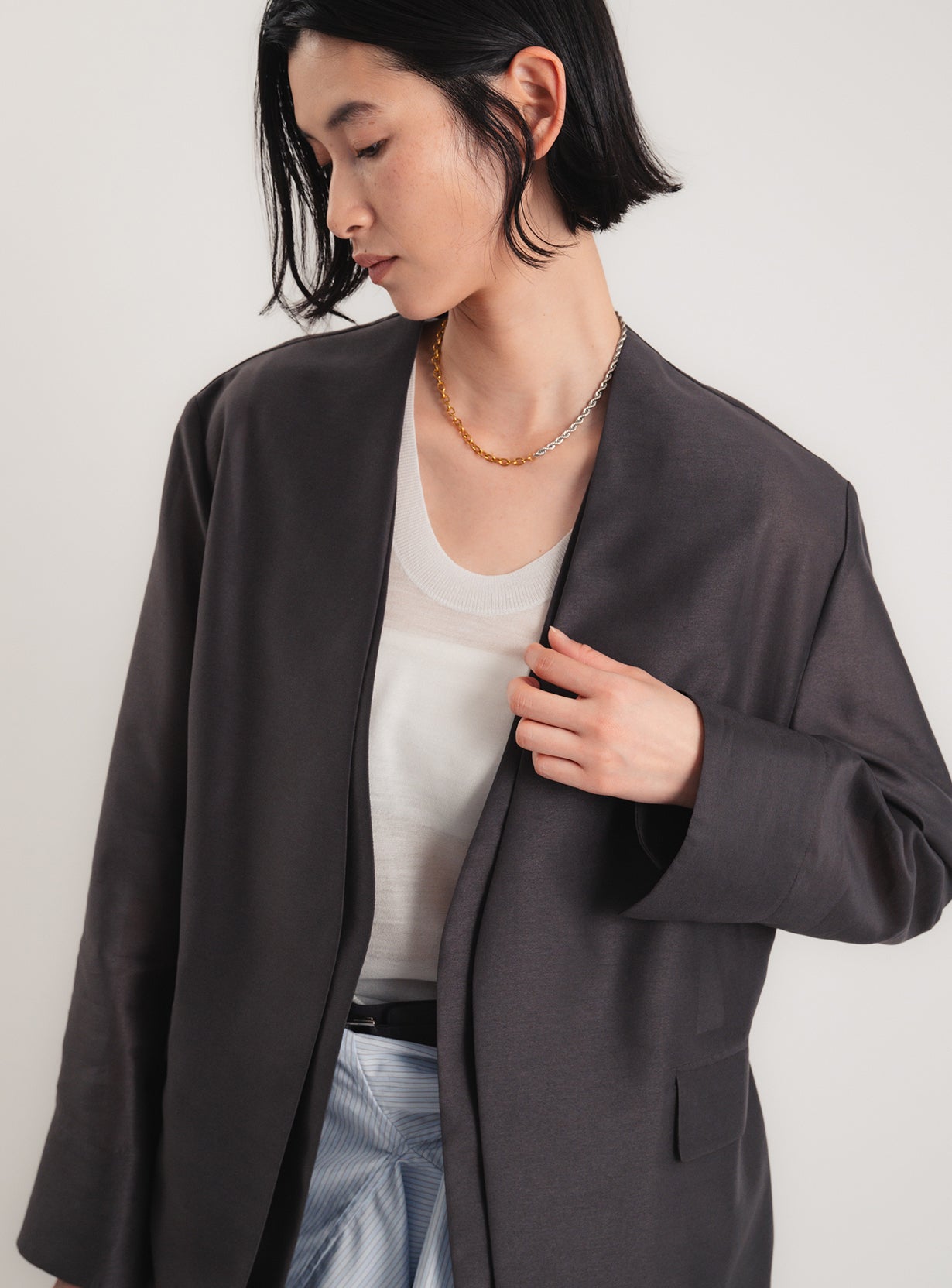 rカラーレスシアージャケット