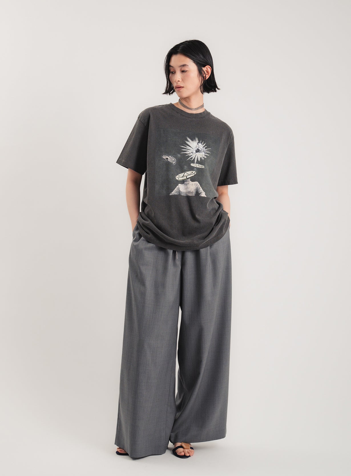 KUROiro TEE ROUND SHAPE S/S TEE with M!DOR! 2