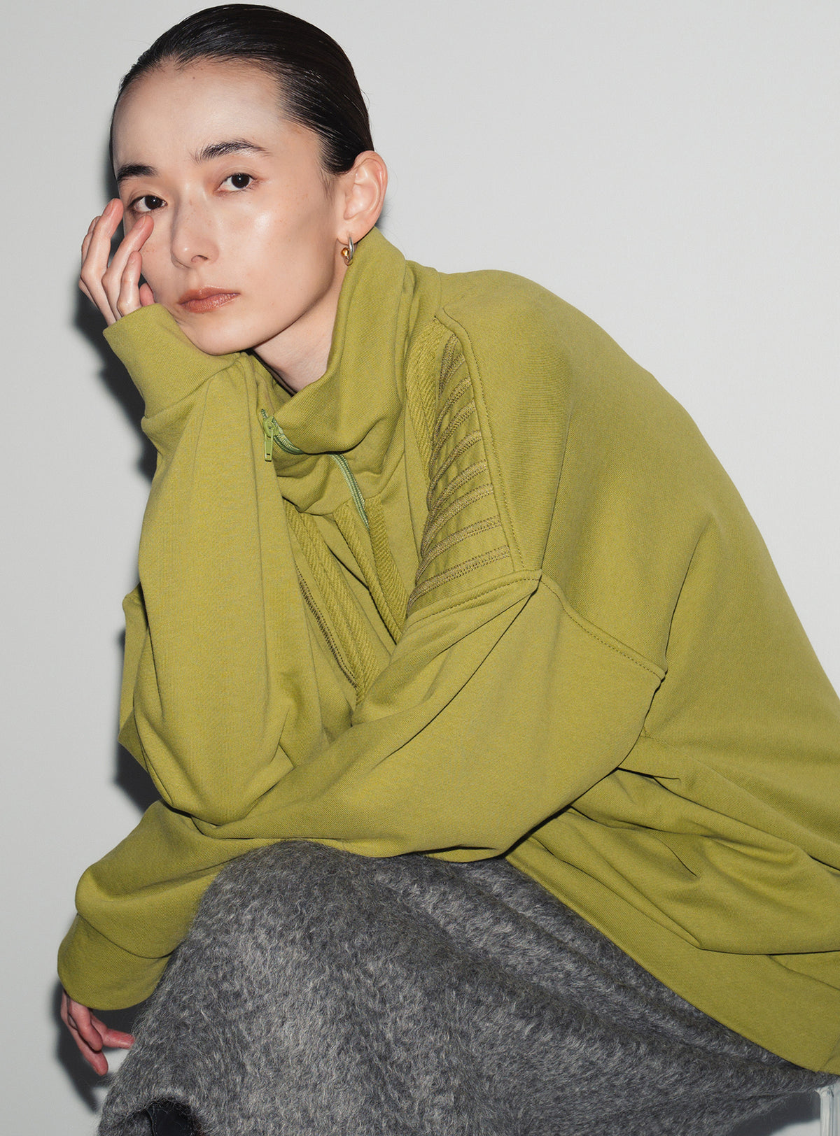 OVERSIZE ZIP TOP