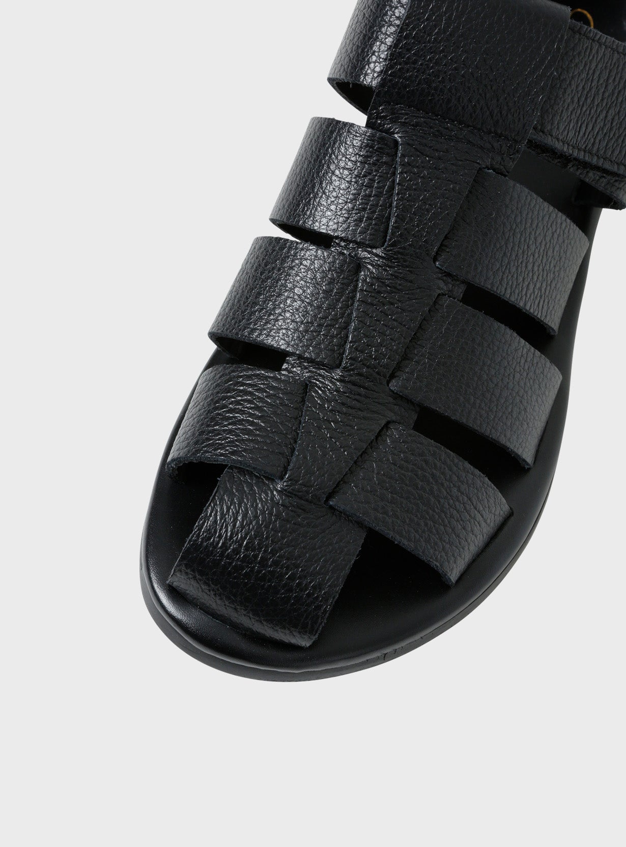 FLAT SANDALS