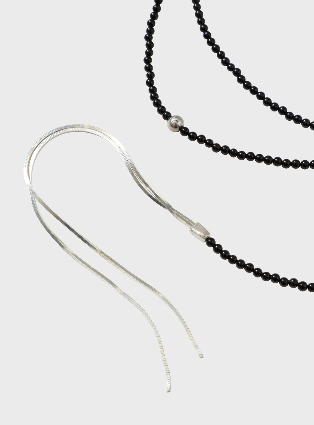 ONYX FLOW NECKLACE