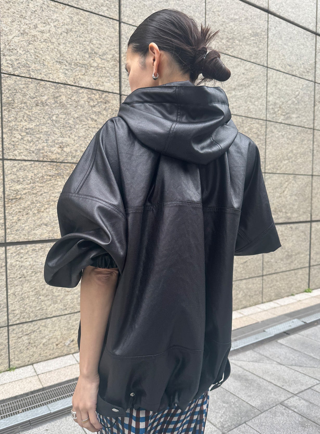 rボリュームギャザーフーディー