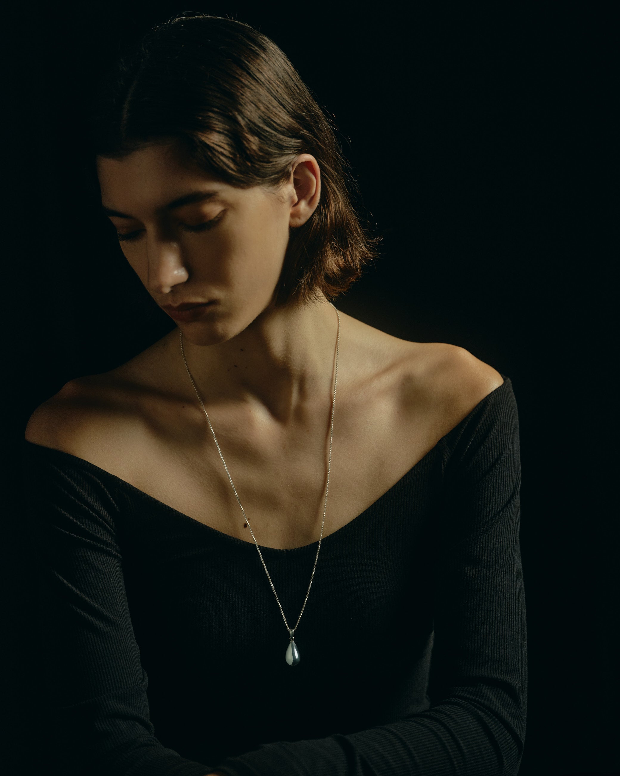 oliva necklace