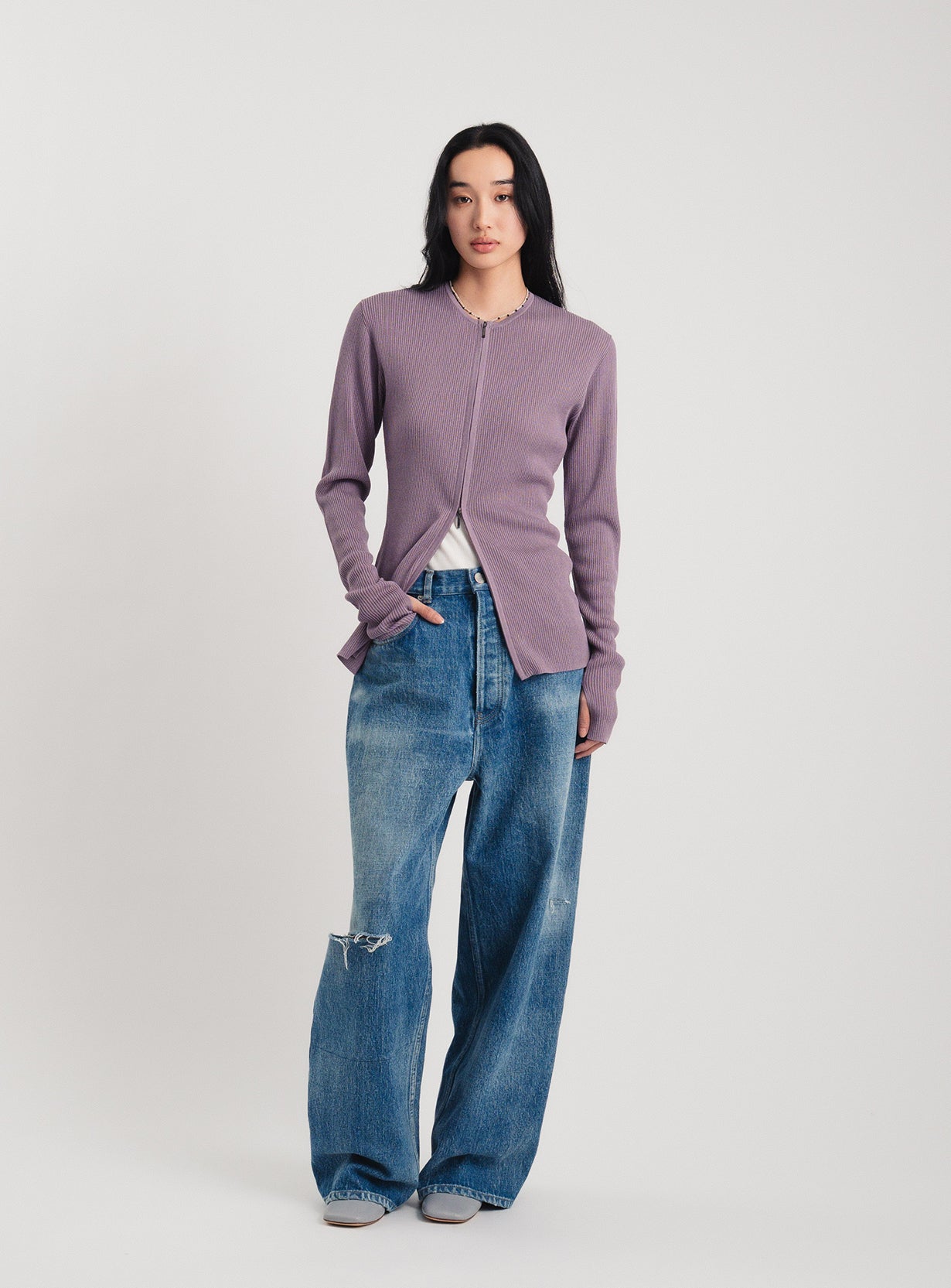 ジップアップリブニット