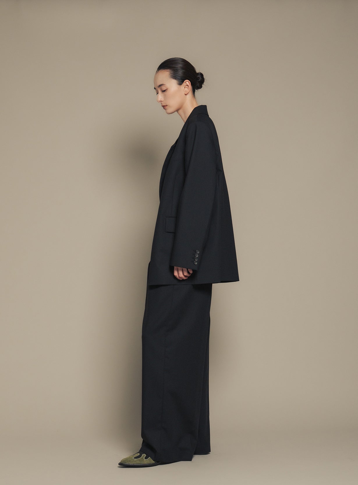 【予約商品】ストレートパンツ