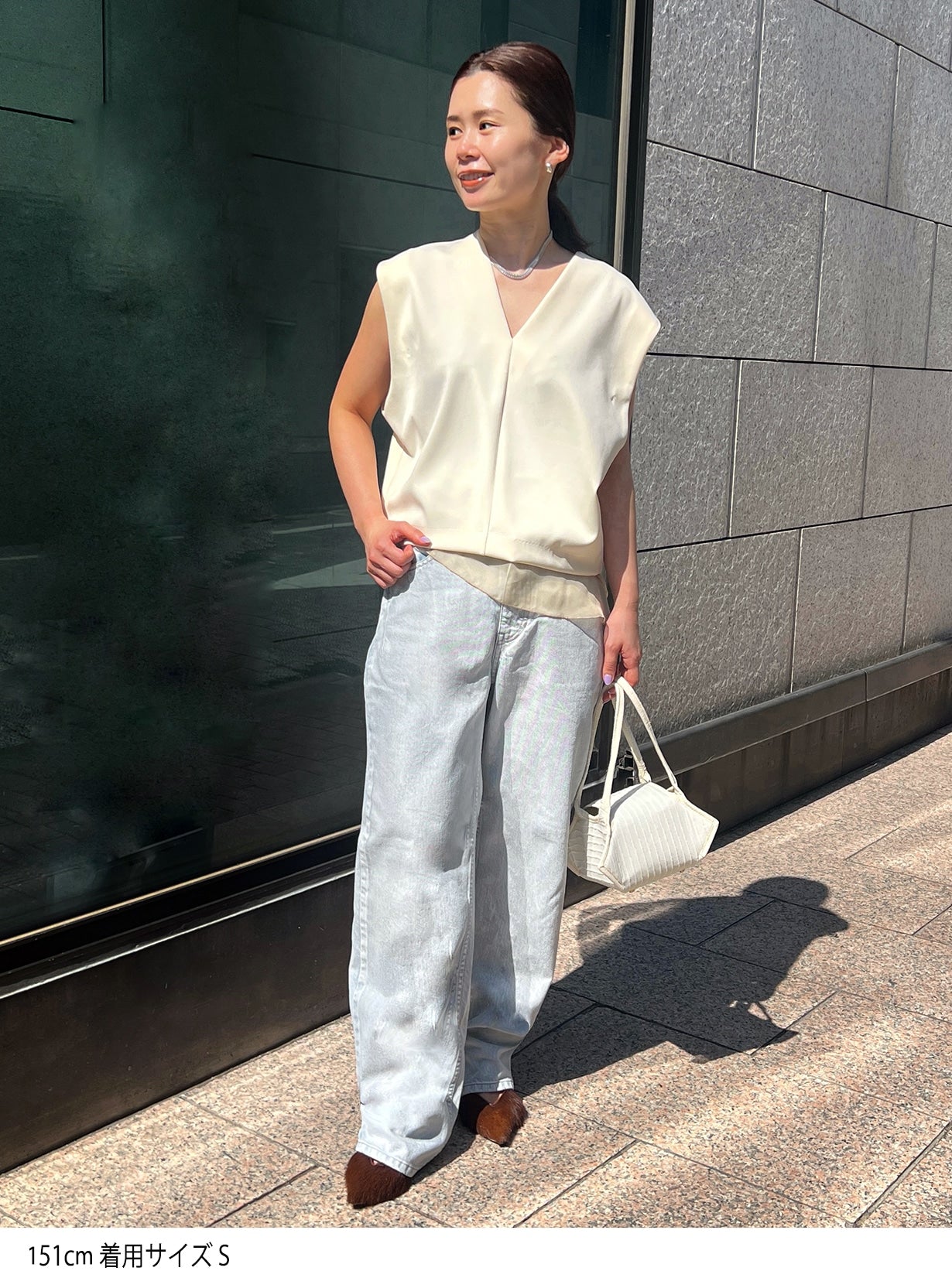 ノースリーブVトップス