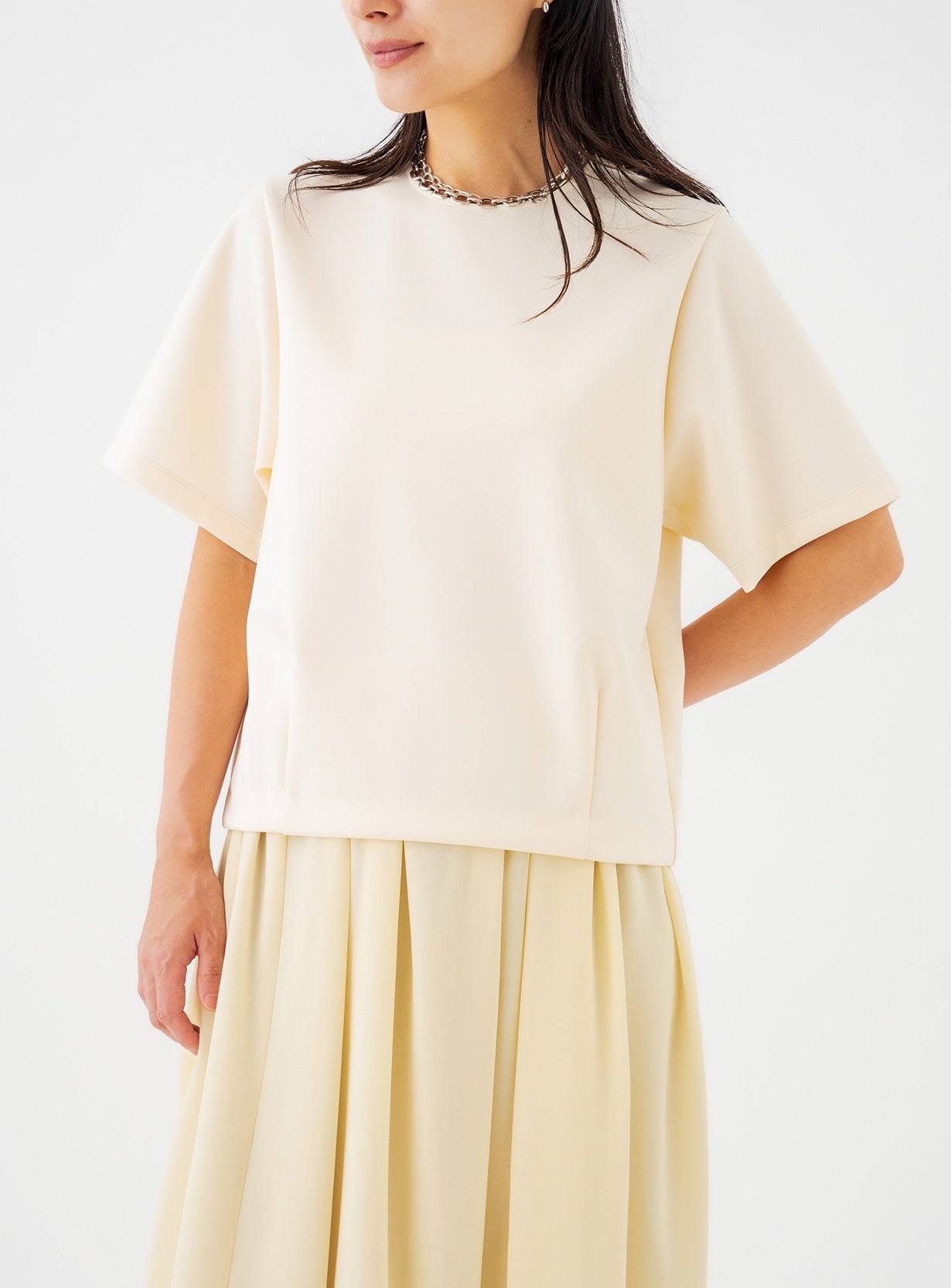 フォルムスリーブトップス