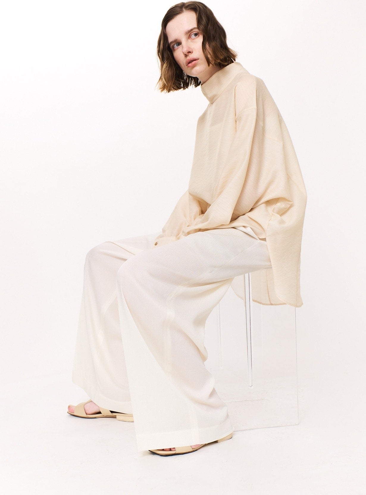 rストライプストレートパンツ