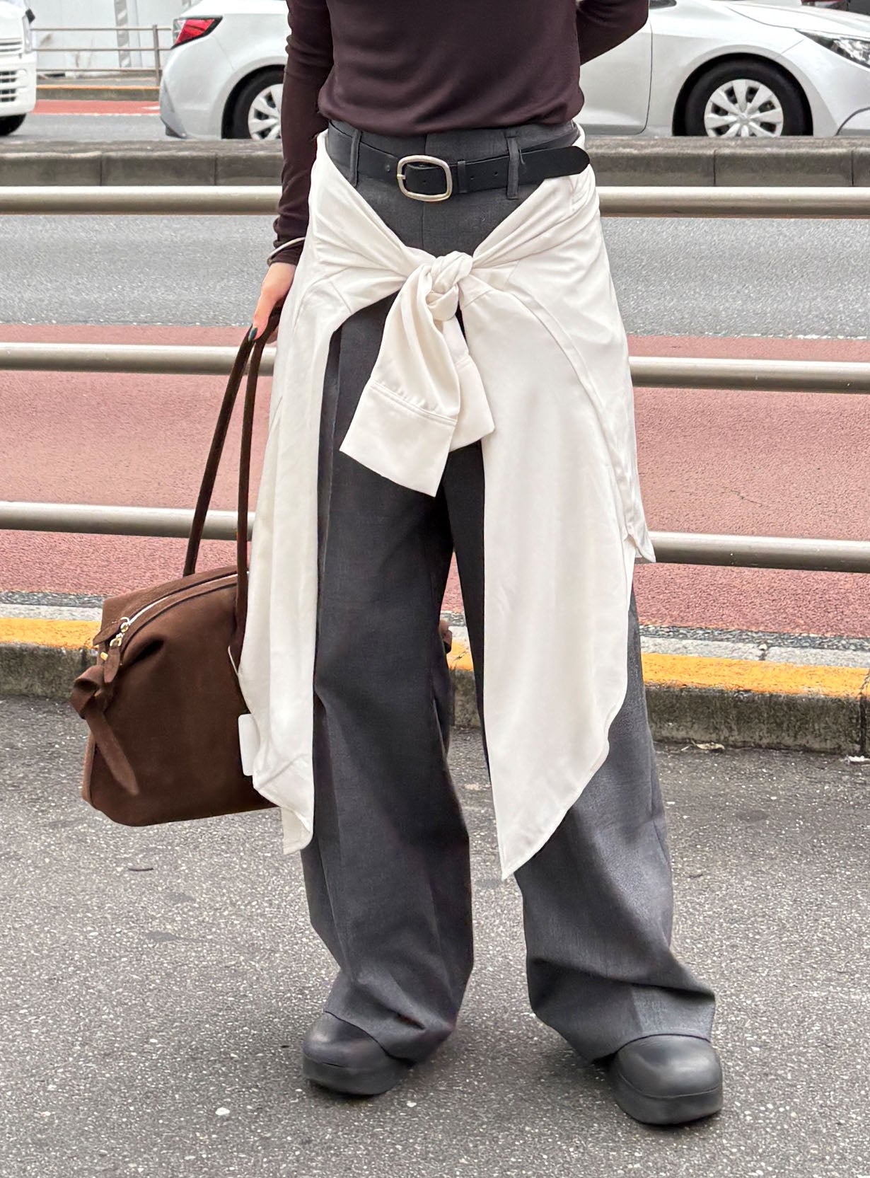 rセンターラインストレートパンツ