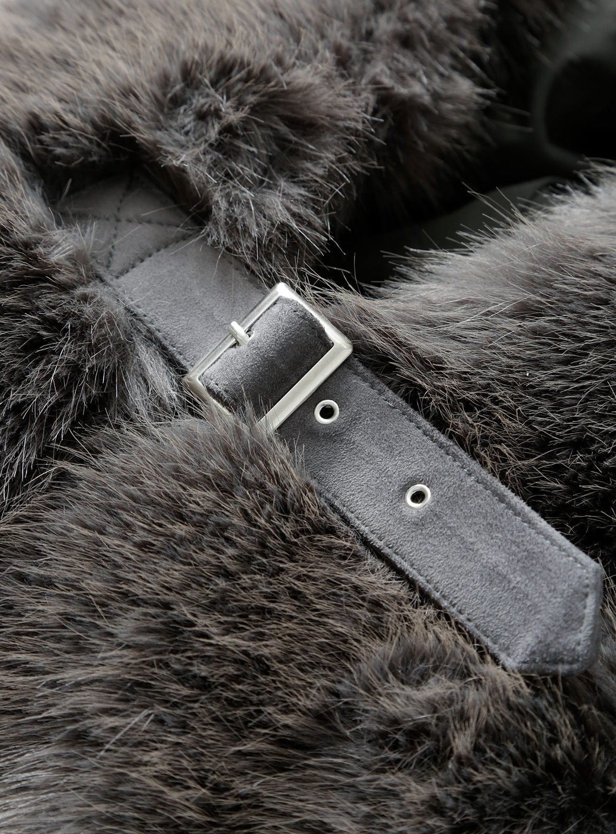 フェイクファーブルゾン