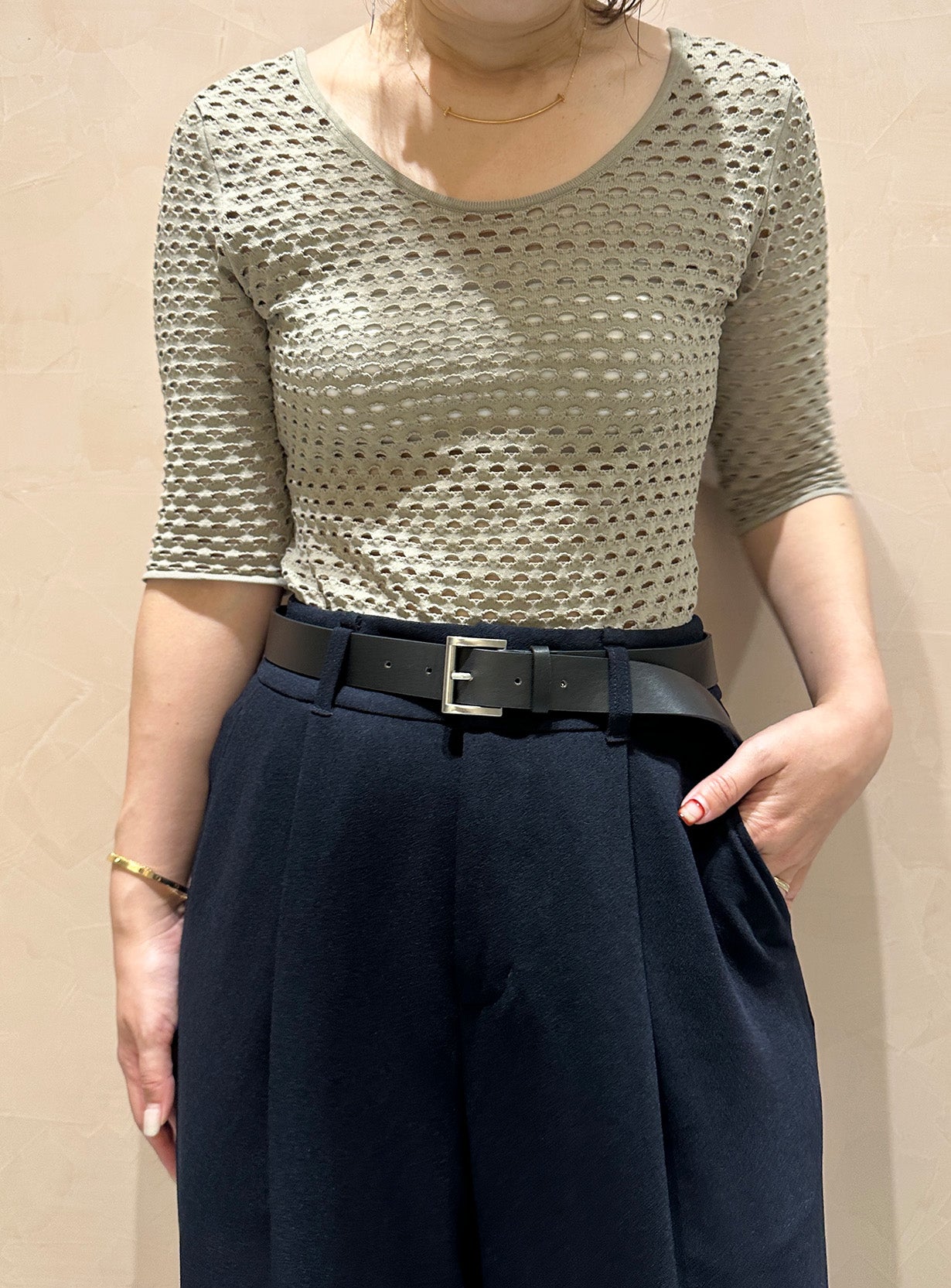 rメッシュニットボディースーツ