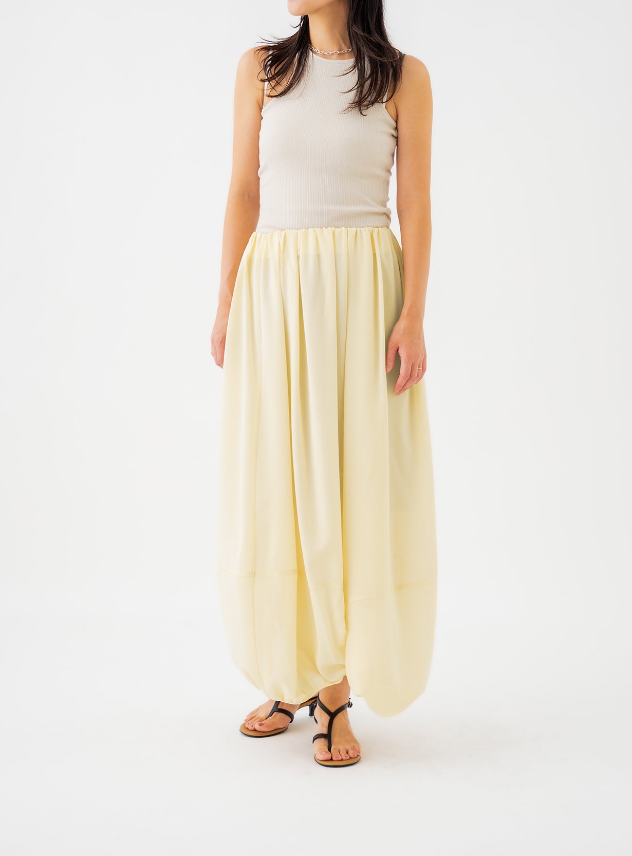 rエアリーボリュームスカート