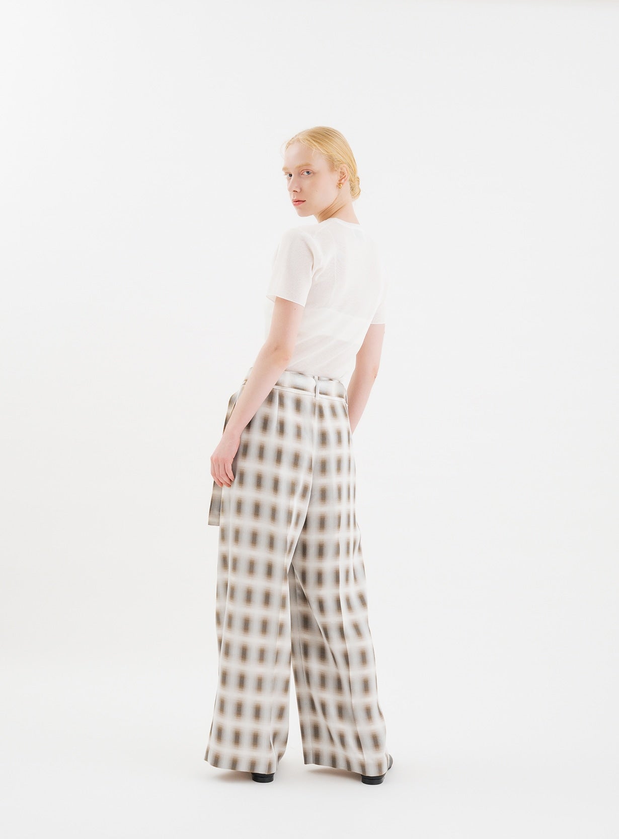 rベルテッドチェックワイドパンツ