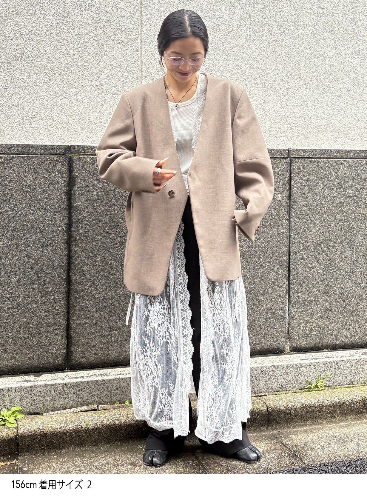 rカラーレスワイドショルダージャケット