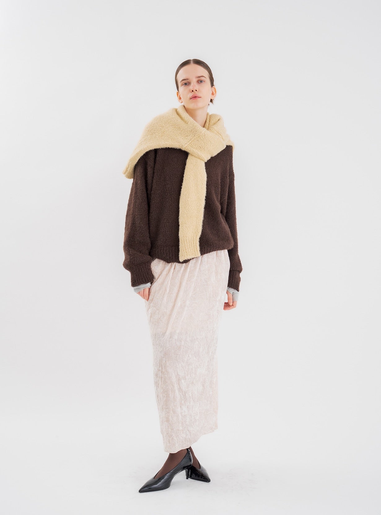 スラブリリーフェザープルオーバー