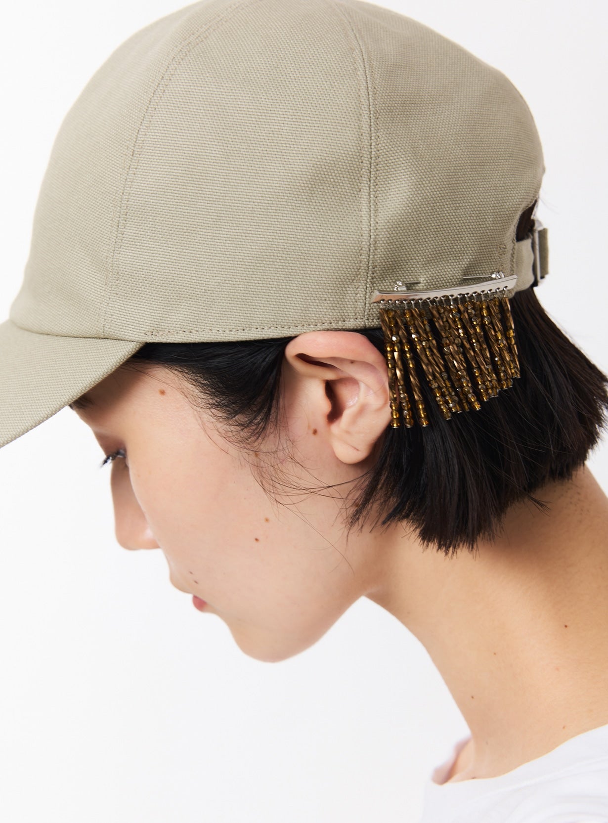 ライトフォールブローチ