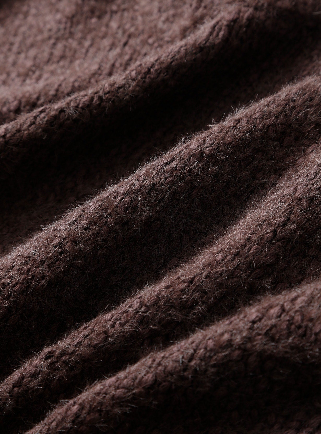 スラブリリーフェザープルオーバー