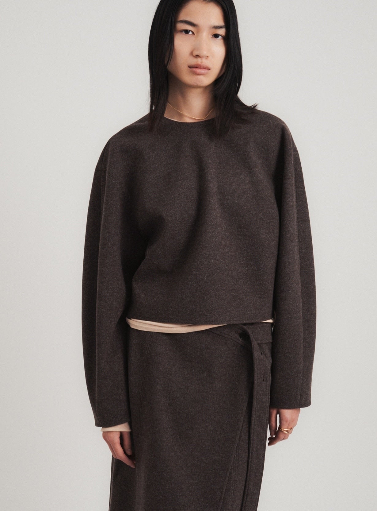 ニードルストレッチプルオーバー