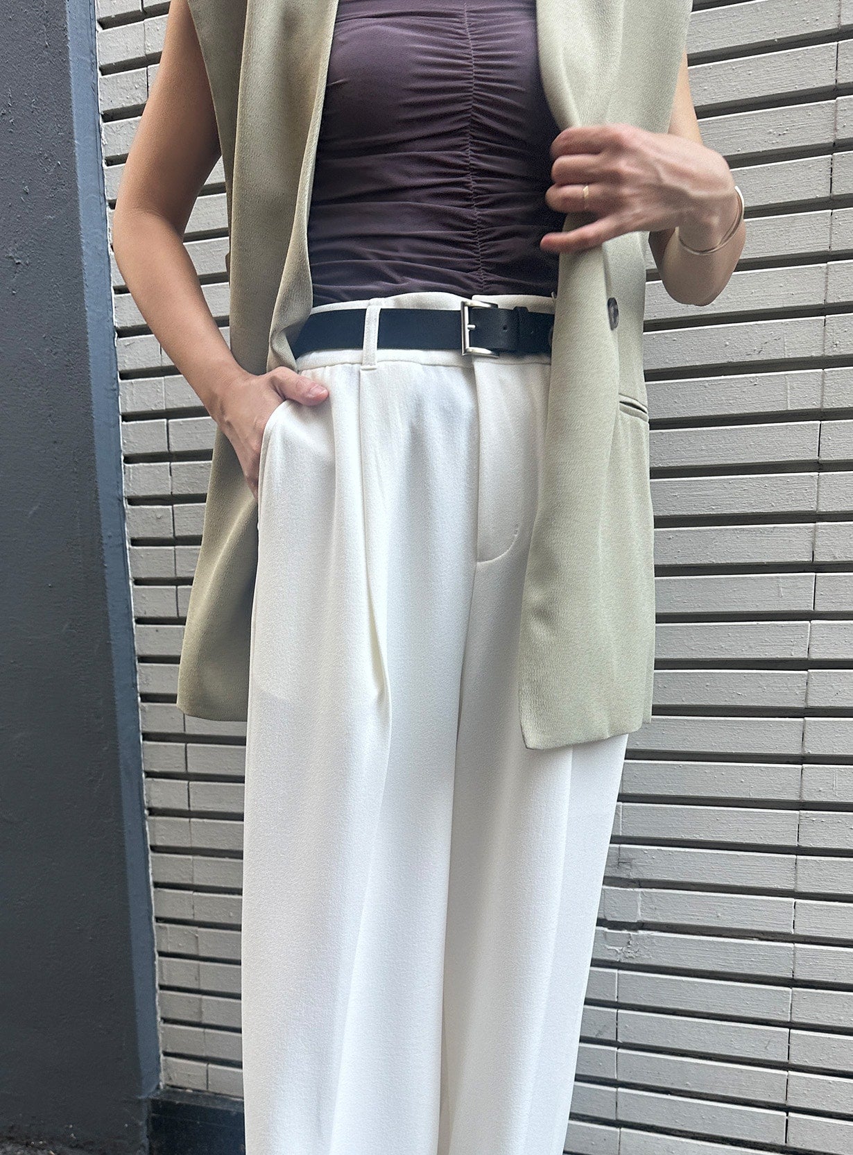 rカラーレスベスト