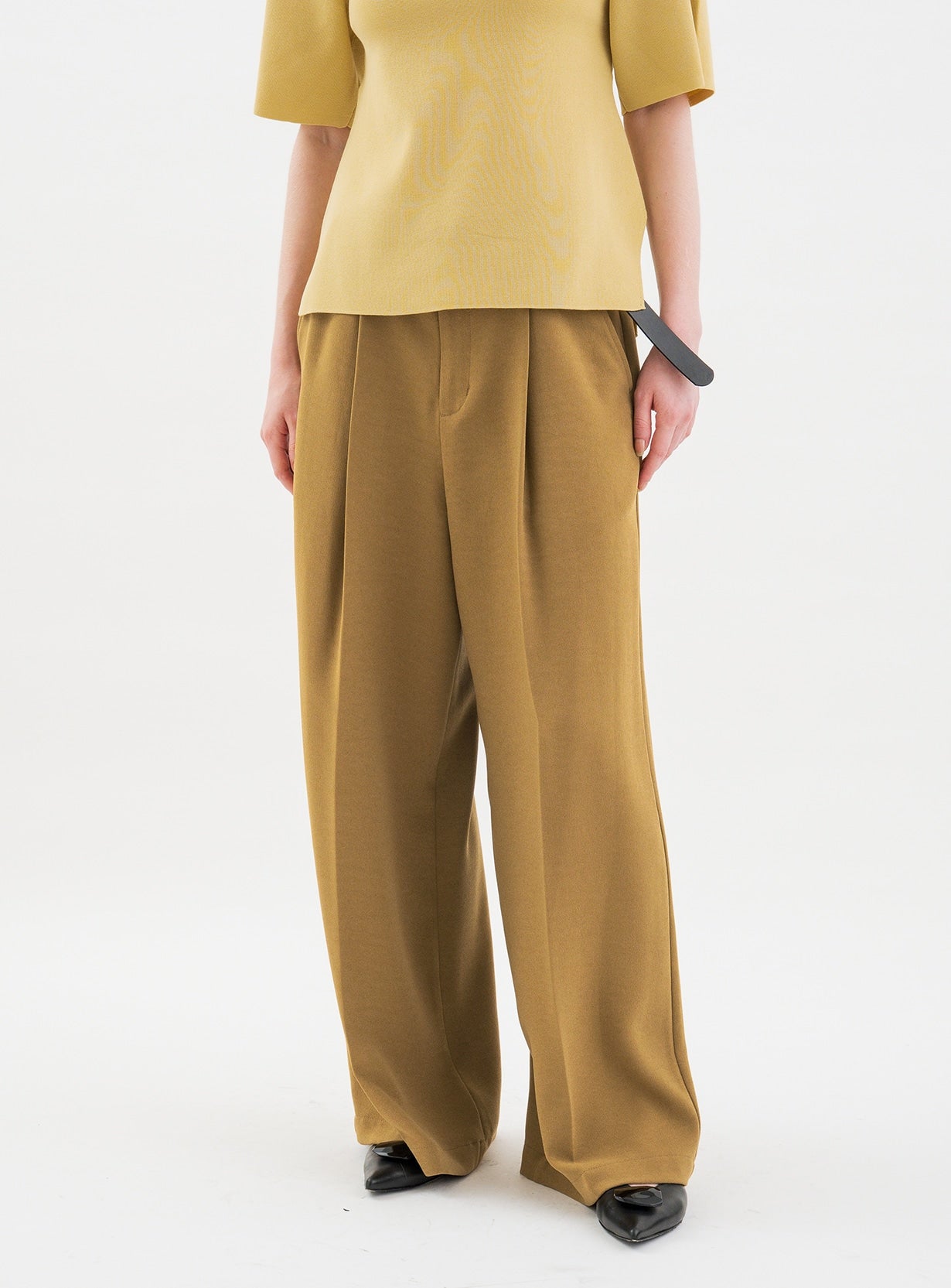 rベルテッドワイドイージーパンツ