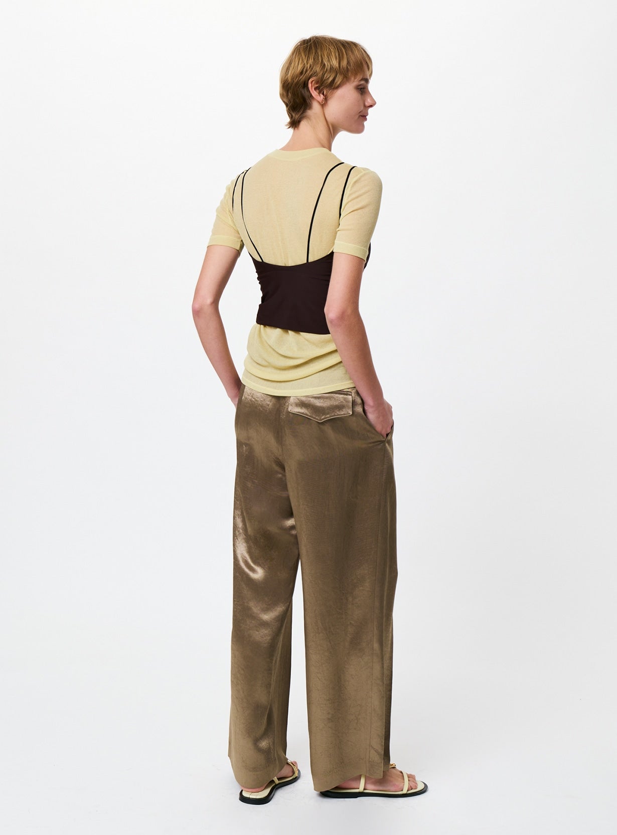 ベルテッドストレートパンツ