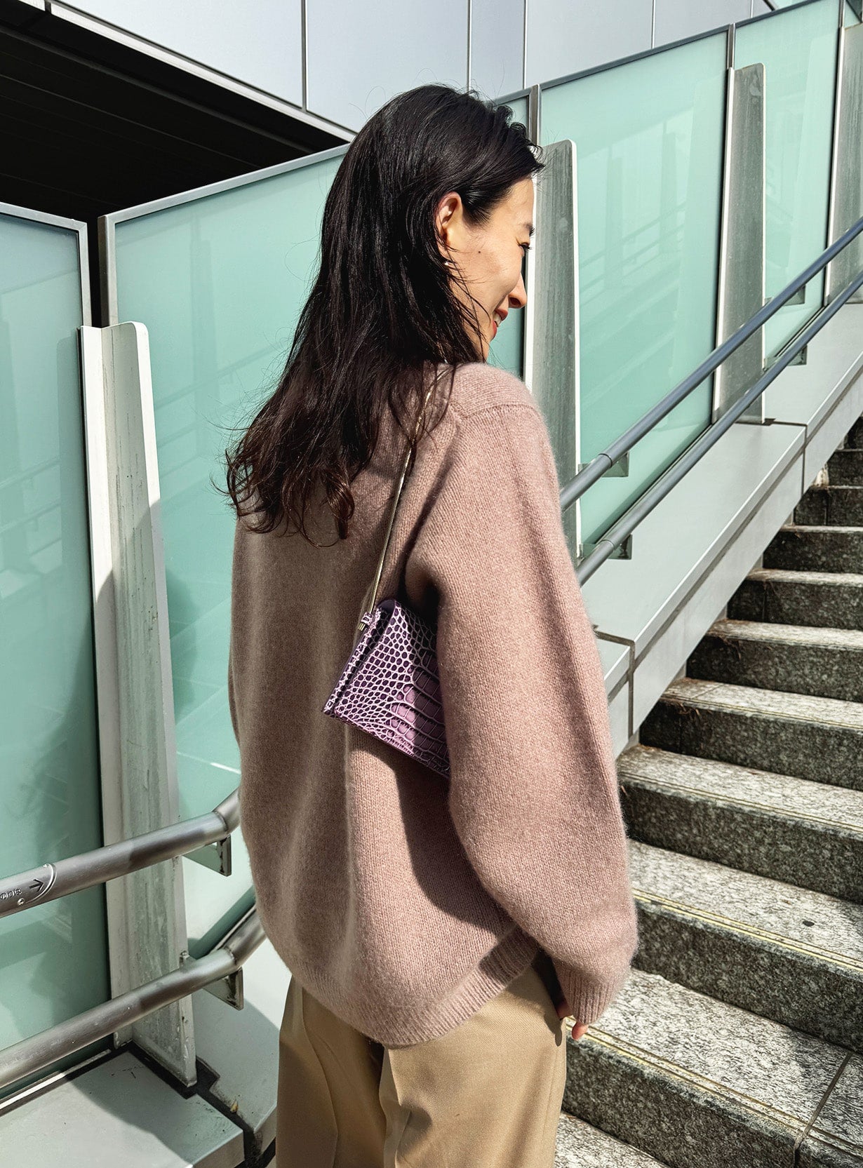 ホワイトヤクプルオーバー