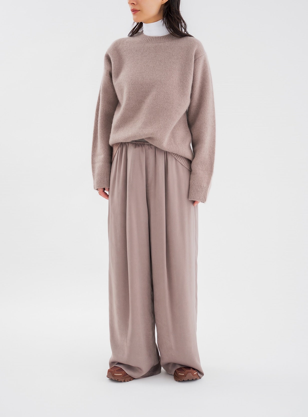 ホワイトヤクプルオーバー