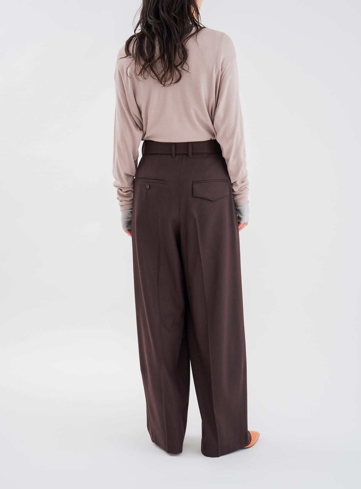 ウールフライスルーズロンT